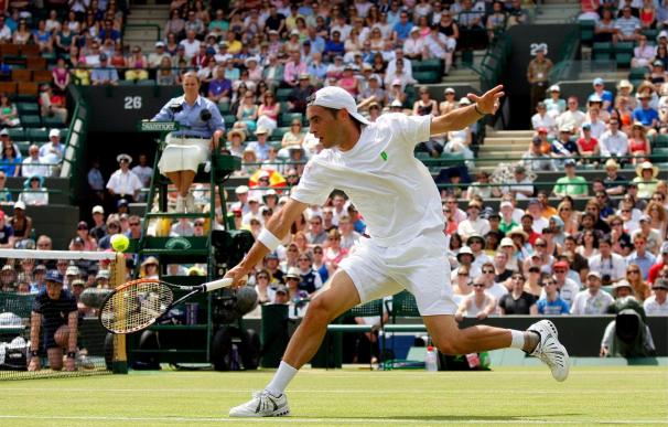Djokovic tumba a Montañés y merma la nómina española en Wimbledon