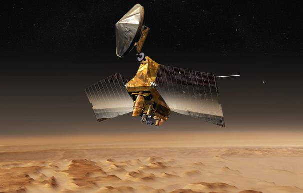 Representación de la Mars Reconnaissance Orbiter, la nave de la NASA que orbita Marte y que ha posibilitado el descubrimiento de agua en su superficie gracias a la cámara CRISM. (NASA)
