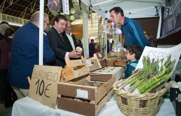 El presidente de la Junta de Extremadura inaugura la II Feria Gastronómica de Zafra