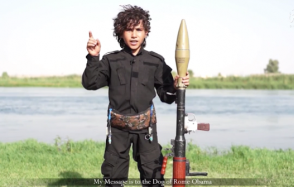 El Estado Islámico amenaza a Obama con un vídeo de un menor