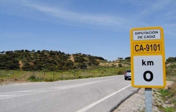 La Diputación adjudica los trabajos para renovar la señalización en 270 kilómetros de carreteras