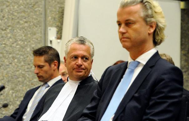 El juicio contra el antimusulmán holandés Wilders se reanuda con los primeros testigos