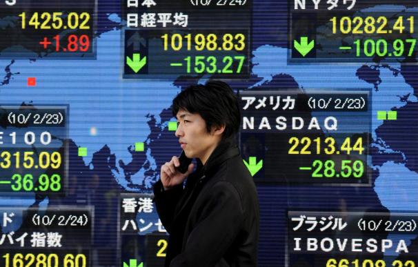 El índice Nikkei baja 2,96 puntos, el 0,02 por ciento, hasta 10.123,07 puntos