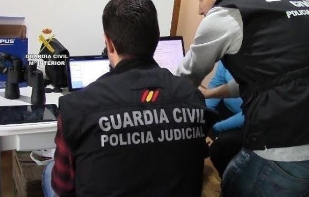 Guardia Civil identifica a 10 menores víctimas de contenidos pedófilos en operación con 102 detenidos, uno en Logroño