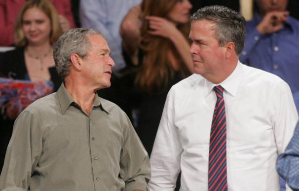 George y Jeb Bush