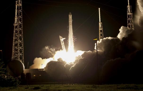 SpaceX aplaza una misión espacial sin precedentes por un problema técnico