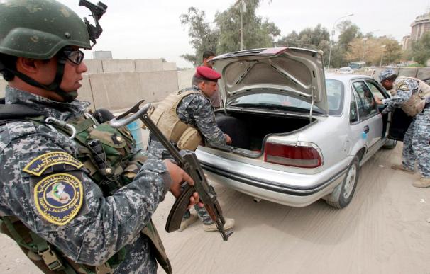 7 muertos y un herido en un ataque contra un puesto de control militar en Bagdad