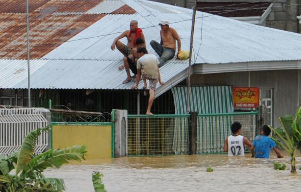 El tifón Koppu deja 25.000 evacuados en Filipinas
