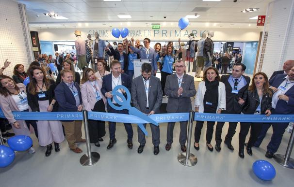 Primark inaugura su primera tienda en Granada, la segunda más grande de España, que generará 250 empleos