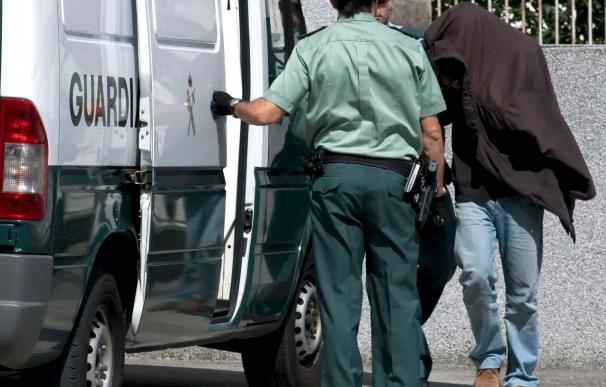 Ingresa en prisión el profesor que supuestamente mató a su esposa en Lugo