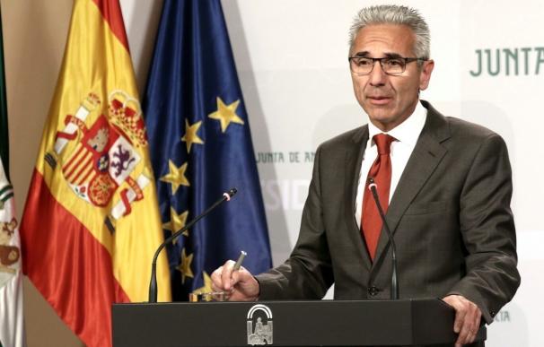 Gobierno andaluz garantiza a Cs que cumplirá "el cien por cien" de lo acordado y no dará "lentejas, como hace el PP"
