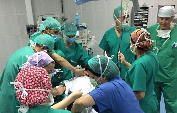 Profesionales de Algeciras realizan 700 consultas y 50 cirugías en campamentos de saharauis