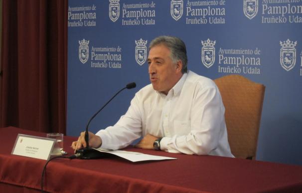 La Policía Municipal de Pamplona estará "muy vigilante" para que el autobús de Hazte Oír no exhiba mensajes tránsfobos