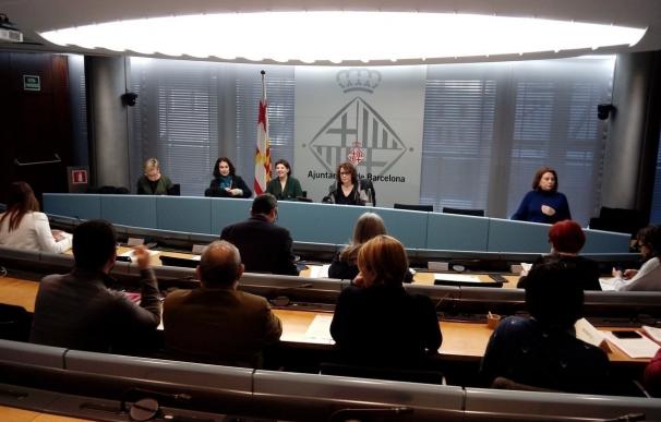 Barcelona aboga por ofrecer asesoramiento a propietarios de viviendas 'okupadas' a propuesta del PP