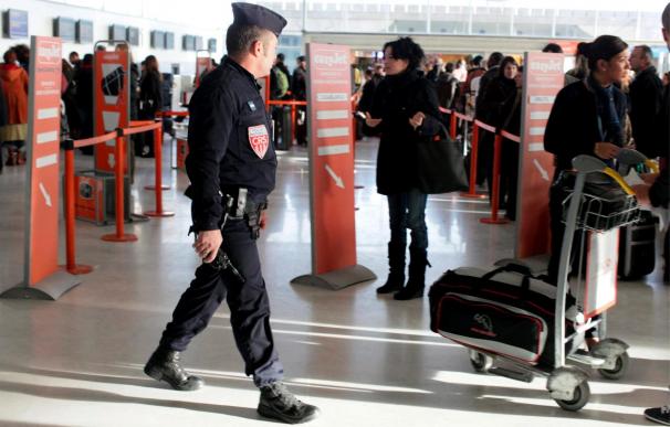 La policía francesa de fronteras se siente superada por la inmigración ilegal
