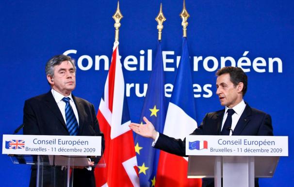 Sarkozy abordará con Brown y Cameron, por separado, la cumbre de Bruselas