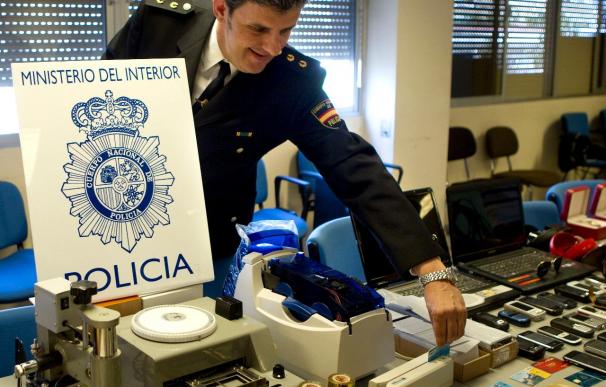 Desmantelada una red internacional de falsificación de tarjetas de crédito en Sevilla