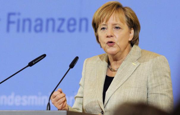 Merkel y Schäuble reiteran la necesidad de una mayor regulación de mercados