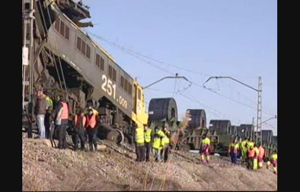 Fallece el maquinista de un tren tras chocar con otro convoy en Ávila