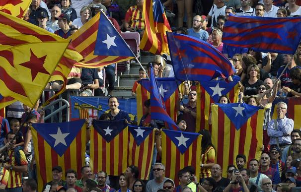 Barcelona's supporters wave "Esteladas" (Catalan p
