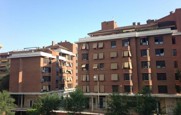 Las hipotecas sobre viviendas cayeron un 1,0% en mayo, frente a un incremento en España del 9,2%