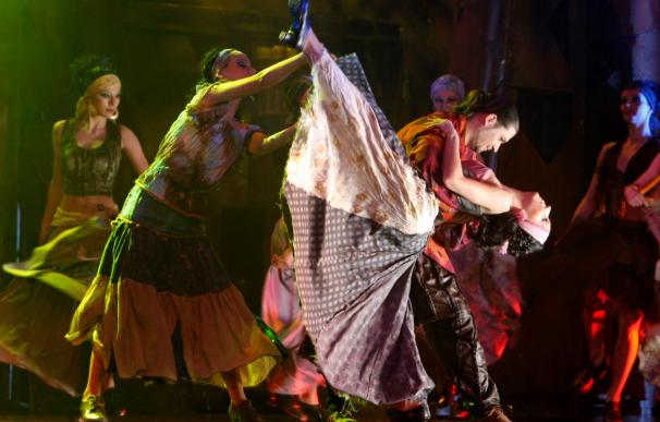 La cultura y la danza húngaras llegan al Teatro Apolo de Madrid con "Nagyida"