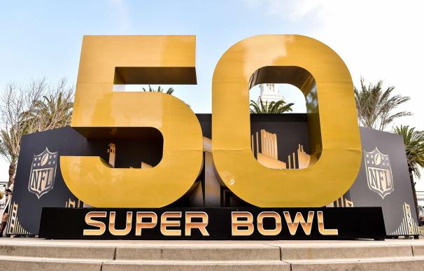 SAN FRANCISCO, CA - FEBRUARY 04: Super Bowl 50 sig