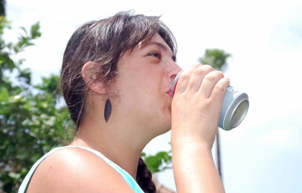 Un estudio andaluz relaciona el consumo de refrescos azucarados y con cafeína con un mal funcionamiento de la insulina