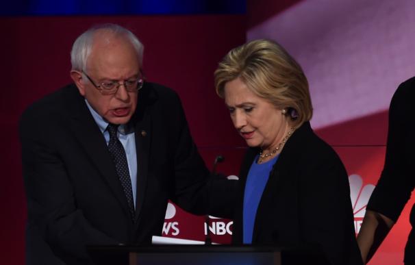 Democratic presidential candidates Bernie Sanders