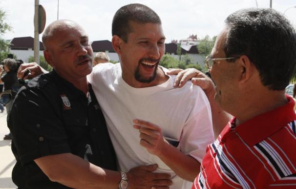 Llegan a España otros dos presos políticos cubanos tras ser excarcelados