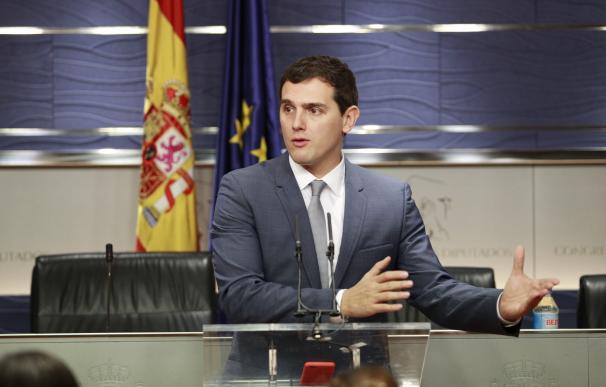 Rivera cree que los independentistas esperan "callados" un "Gobierno débil" con un Ministerio que rompa España