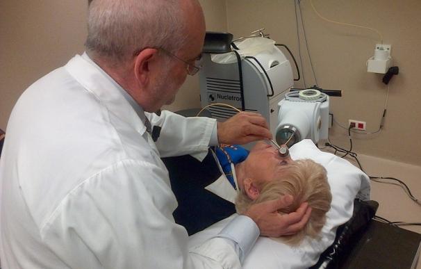 Un centenar de hospitales utilizan el 'Aplicador Valencia' desarrollado por La Fe para pacientes con cáncer de piel
