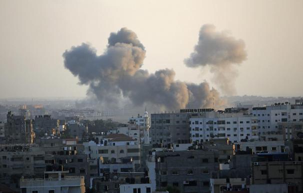 Al menos nueve palestinos muertos en bombardeo de escuela de la UNRWA en Rafah