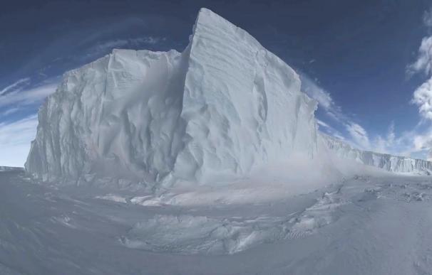 La ex secretaria de Cambio Climático Teresa Ribera ve en el iceberg desprendido una "señal impactante" del calentamiento