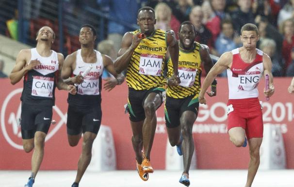 Usain Bolt se coloca primero en la final de 4x100 metros de los Juegos de la Commonwealth