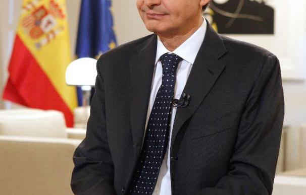 Zapatero afea al PP su "hipocresía" y ultraconservadurismo ante la nueva ley del aborto