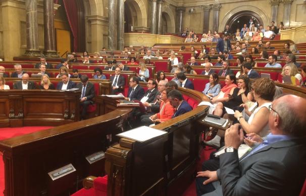 JxSí receta fortaleza a los nuevos consellers y asegura que Puigdemont "no está solo"