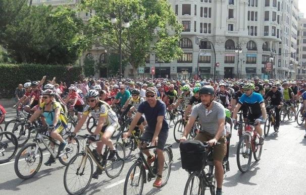 La Cámara reclama penalizar las negligencias e intensificar el control en tramos de afluencia ciclista