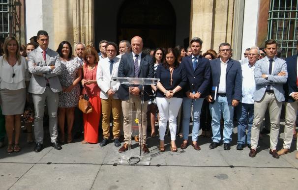 La Diputación se concentra en memoria de Miguel Ángel Blanco