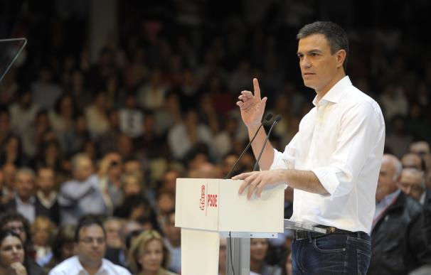 El secretario general socialista, Pedro Sánchez, en la presentación de las listas, este domingo.