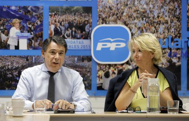 Hernando (PP) dice que Ignacio González es una persona "honrada" y Aguirre un "activo importantísimo" del partido