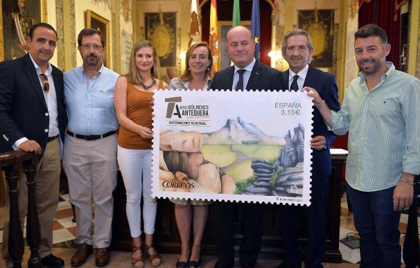 Correos pone en circulación un sello dedicado a Los Dólmenes dentro de la serie 'Patrimonio Mundial'