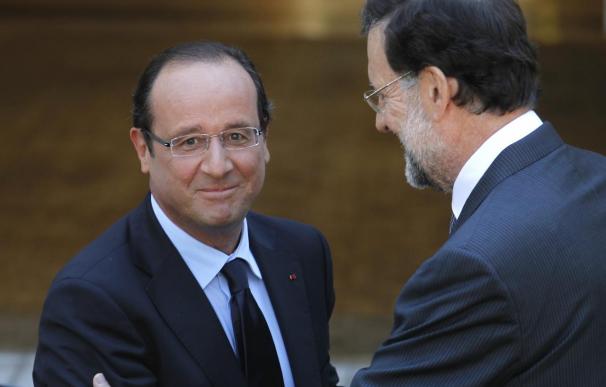 Hollande dice que España decidirá si pide o no ayuda, cuándo y cómo