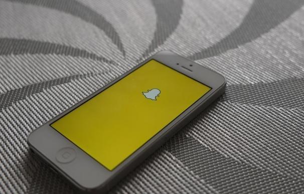 Consejos y trucos para desenvolverse en Snapchat, la app de moda