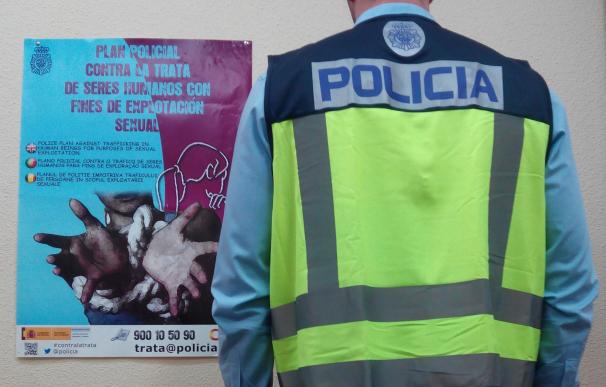 La Policía Nacional detiene al novio de una joven por intentar venderla como prostituta