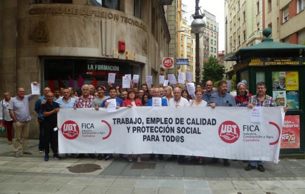 UGT exige la readmisión de sus cinco afiliados y sindicalistas despedidos en Mecanor y Nissan