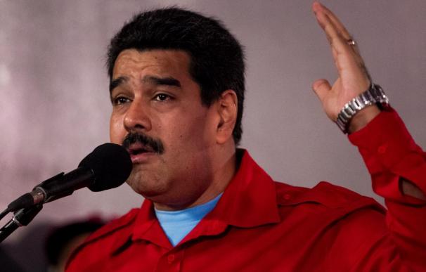 Maduro dice que sistema de captahuellas para comercios será voluntario