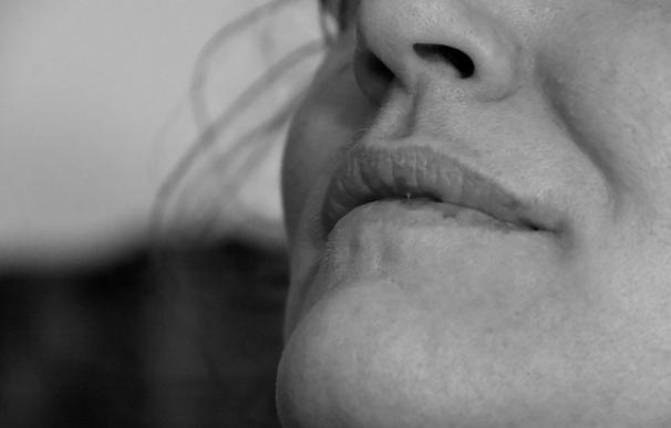 El riesgo de cáncer de mama y de ovario puede tener relación con el sentido del olfato