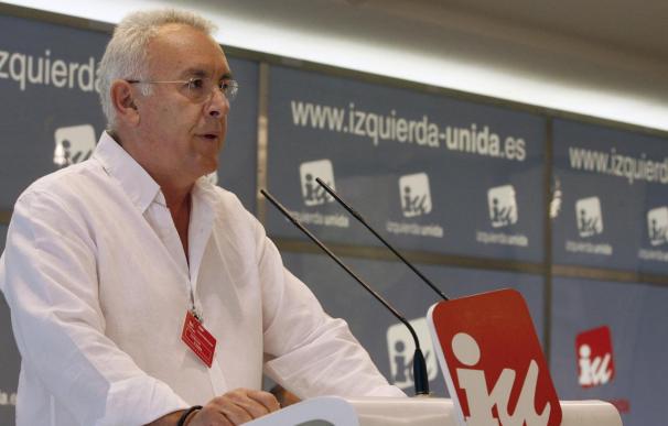 IU niega estar haciendo "pinza" con el PP pese a impedir al PSOE gobernar en varios municipios
