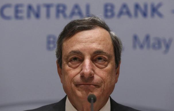 El BCE presta 97.887 millones de euros al 0,15 % en la subasta semanal